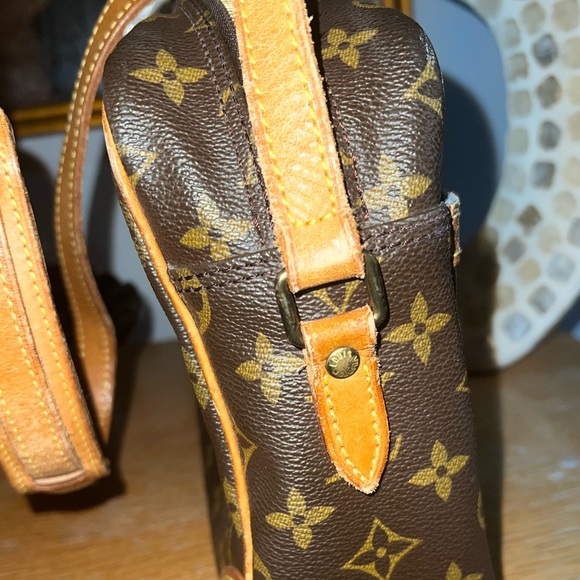 Louis Vuitton Monogram Canvas Trocadero Vintage Crossbody 27 Authentic - Picture 9 of 16